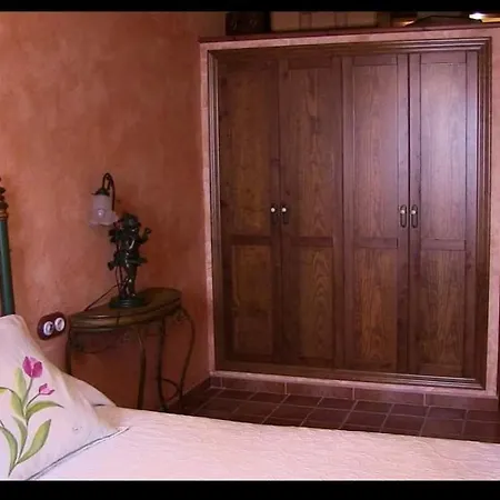 Casa rural A La Sombra De La Torre *